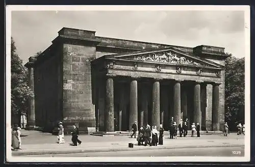 AK Berlin, Ehrenmal Unter den Linden