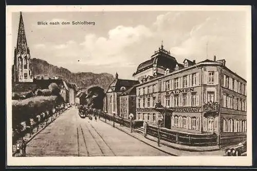 AK Freiburg / Breisgau, Blick nach dem Schlossberg mit Hotel - Restauration Salmen, Inh. F. & O. Kiechle