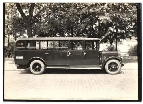 Fotografie Bus Mercedes im Dienst der Deutschen Reichspost, Kenzzeichen: RP-302, Karosseriebau Karl Weinberger München