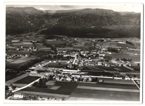 Fotografie Swissair Photo AG, Zürich, Ansicht Bettlach / Solothurn, Fliegeraufnahme mit grosser Baustelle