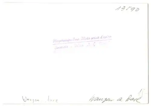 Fotografie Swissair Photo AG, Zürich, Ansicht Wangen / Aare, Fliegeraufnahme mit Bahnhof und Flusslauf