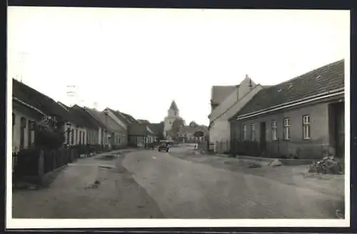 Foto-AK Grosskrut /N.-Ö., Strassenpartie mit Tabak-Geschäft