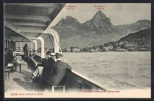 AK Brunnen /Vierwaldstättersee, Teilansicht mit Schiff, Kl. Mythen und Gr. Mythen