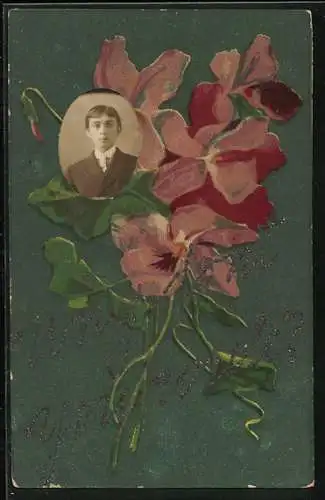 Foto-Collage-AK Knabe im Sonntagsstaat, Blumen im Passepartout