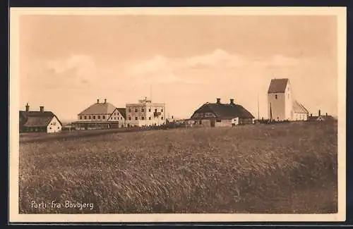 AK Bovbjerg, Ortsansicht vom Feld aus