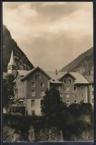 AK Göschenen, Hotel St. Gotthardt, Bes. Fam. Dubacher-Enderlin