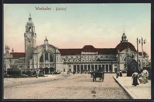 AK Wiesbaden, Bahnhof mit Strassenbahn