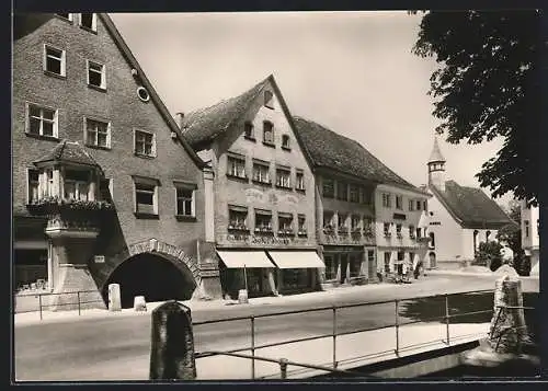 AK Messkirch, Adlerplatz mit Gasthof Josef Haug