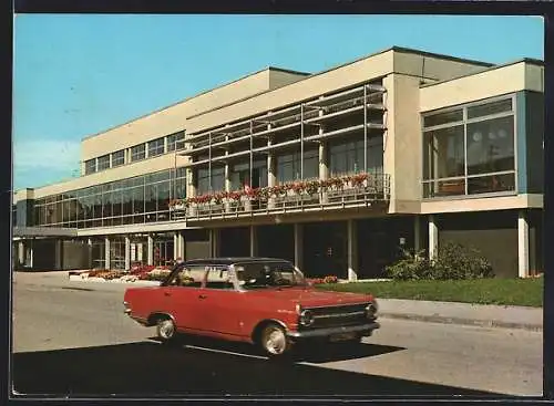 AK Giengen ad. d. Brenz, Stadthalle mit Strassenpartie