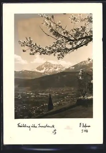 Foto-AK Adalbert Defner: Innsbruck, Stadtpanorama im Frühling