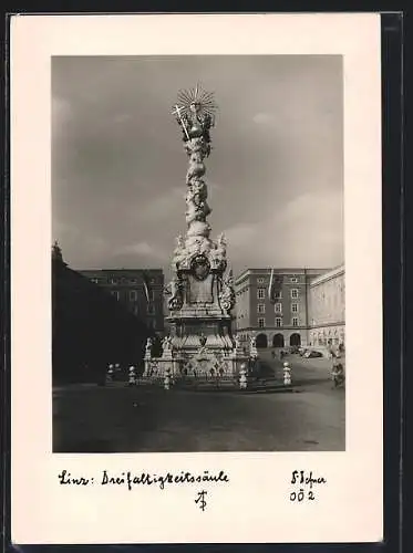 Foto-AK Adalbert Defner: Linz, Blick auf die Dreifaltigkeitssäule