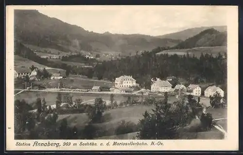 AK Annaberg a. d. Mariazellerbahn, Blick zur Station von einen Berg aus