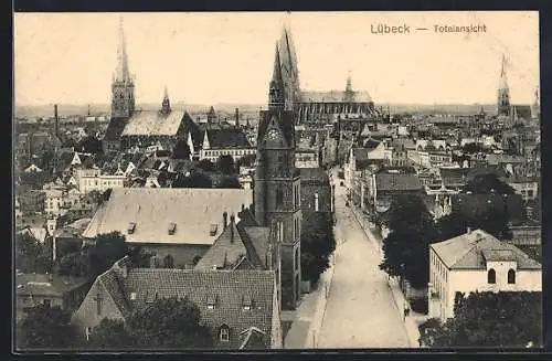 AK Lübeck, Blick vom Dom auf die Stadt