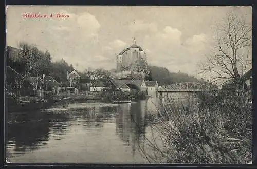 AK Raabs a. d. Thaya, Uferpartie mit Schloss