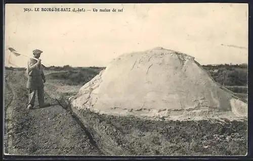 AK Le Bourg-De-Batz, Un malon de sel, Saline