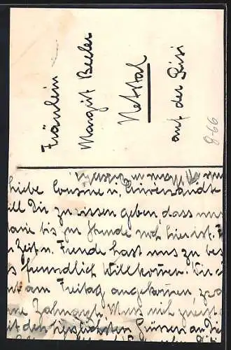 AK Komiker Erikson in karierter Hose