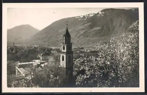 AK Meran, Teilansicht mit Turm aus der Vogelschau