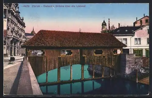 AK Zürich, Gedeckte Brücke über der Limmat