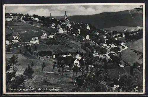 AK Johanngeorgenstadt i. sächs. Erzgebirge, Ortsansicht aus der Vogelschau