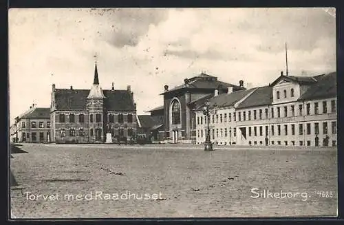 AK Silkeborg, Torvet med Raadhuset