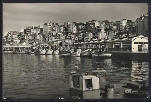 AK Vigo, Puerto pesquero