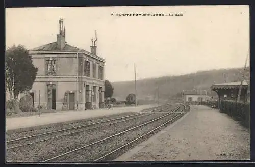 AK Saint-Rémy-sur-Avre, La Gare