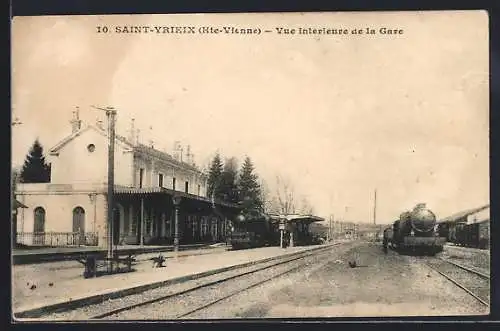 AK Saint-Yrieix, Vue interieure de la Gare
