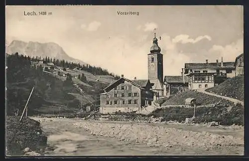 AK Lech /Vorarlberg, Teilansicht mit Kirche vom Wasser aus