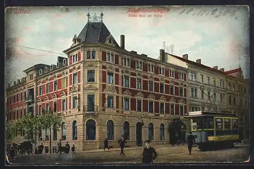 AK Zittau, Hotel Reichshof mit Strassenbahn und Passanten