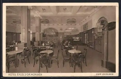 AK München, Hotel Excelsior am Hauptbahnhof, Café Excelsior, Innenansicht