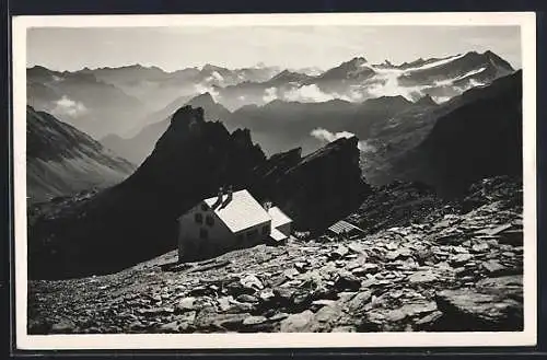 AK Defregger-Hütte am Gross-Venediger