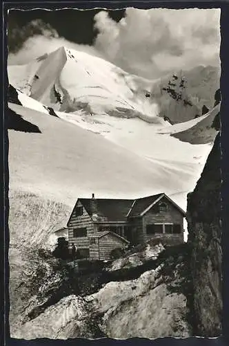 AK Blümlisalp-Berghütte mit Weisser Frau