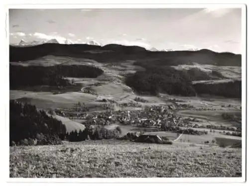 Fotografie J. Gaberelll AG, Thalwil, Ansicht Zäziwil / Bern, Fliegeraufnahme mit Landschaftspanorama