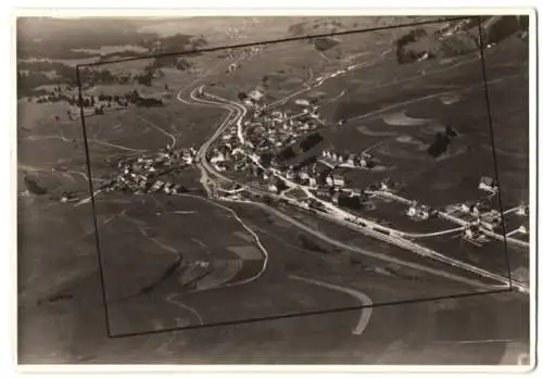 Fotografie Alpar, Bern, Ansicht Court / Bern, Fliegeraufnahme des Ortes mit Bahnhof