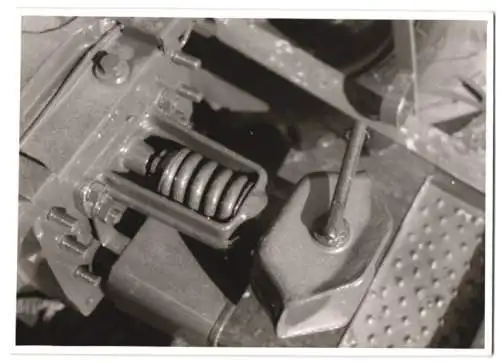 Fotografie Hermann Lanz Aulendorf HELA Traktor / Schlepper, Detail der Anbaugeräte-Kupplung