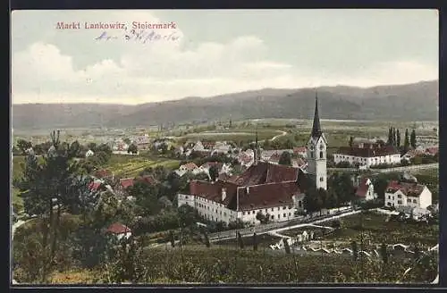 AK Maria Lankowitz, Markt mit Blick auf Kirche, Häuser und Landschaft von Anhöhe aus