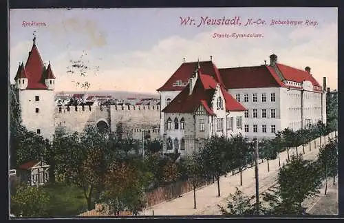 AK Wr. Neustadt /N.-Ö, Babenberger Ring mit Reckturm und Staats-Gymnasium aus der Vogelschau