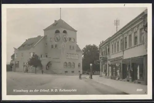 AK Wieselburg an der Erlauf, Rathausplatz mit Geschäften u. Rathaus
