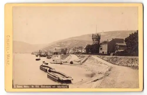 Fotografie C. Hertel, Mainz, Ansicht Rüdesheim a. Rh., Uferpartie mit Adlerthurm und Kaimauer