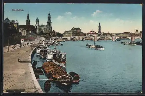 AK Dresden, Uferpartie mit Brücke