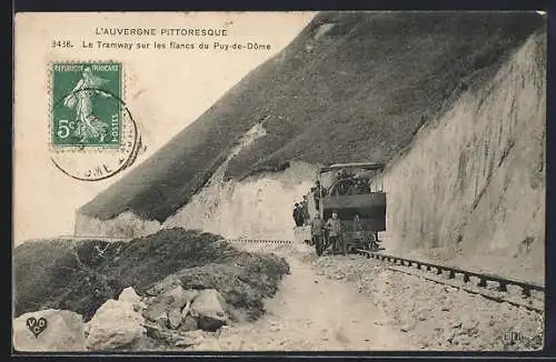 AK Le Puy-de-Dome, Le Tramway sur les flancs