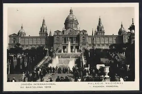 AK Barcelona, Exposición International 1929, Palacio Nacional, Fachada Principal