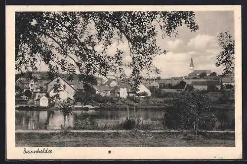 AK Baumholder, am Ufer, Blick zum Ort mit der Kirche