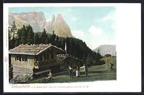 AK Selaushütte, Berghütte an der Seiser Alm mit der Santnerspitze