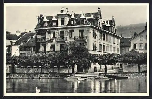 AK Lutry, Hotel de Ville et du Rivage mit Uferblick