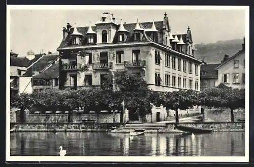 AK Lutry, Hotel de Ville et du Rivage mit Uferblick