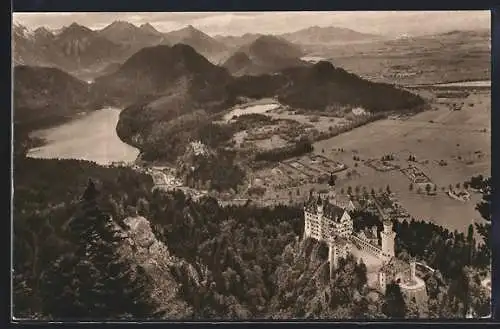 AK Hohenschwangau, Panorama vom Tegelberg, Kgl. Schlösser Hohenschwangau, Alpsee und Schwansee, Neuschwanstein