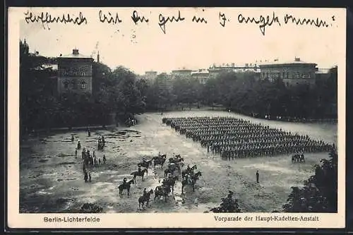 AK Berlin-Lichterfelde, Vorparade der Haupt-Kadetten-Anstalt