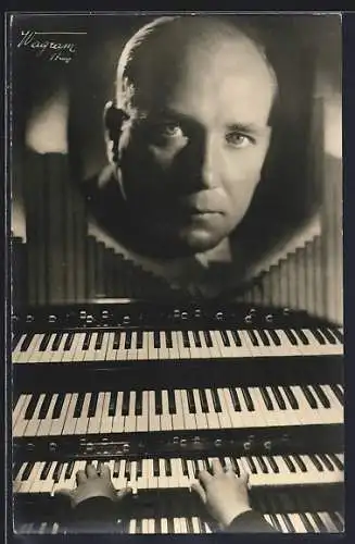 AK Studio Wagram, Boulevard Adolphe Max, Bruxelles: Manuale einer Orgel, Portrait, Fotomontage