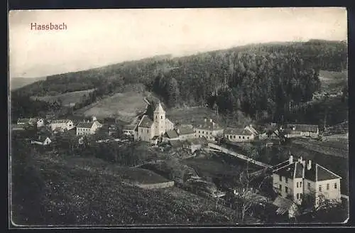 AK Hassbach, Blick auf die Kirche im Ort